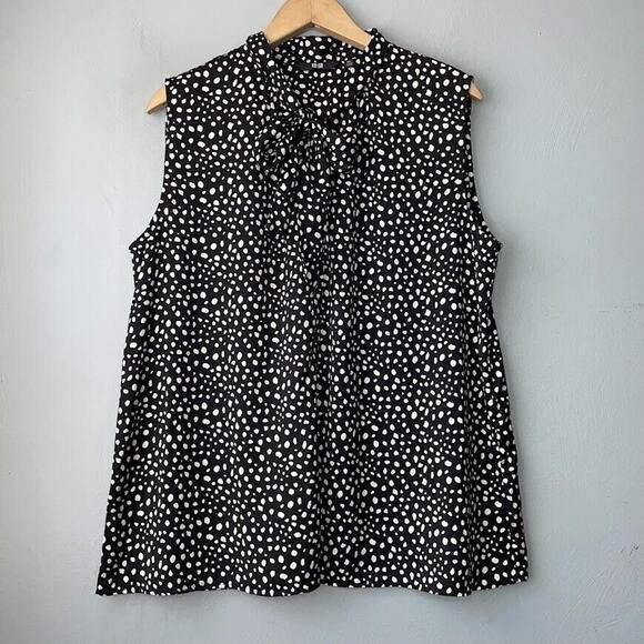 Uniqlo Black and White Polka Dot Blouse - Picture 1 of 9